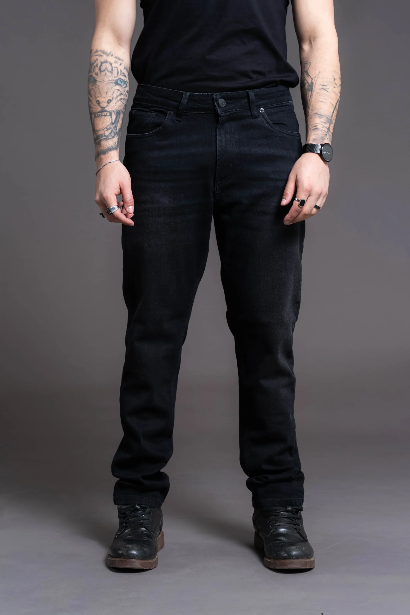 Alternative view of Slim Fit Black